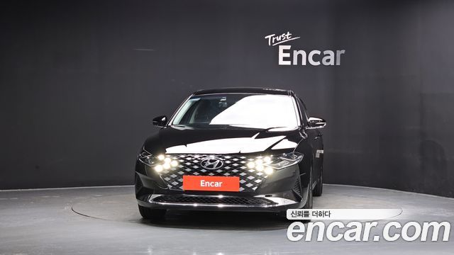 Hyundai Grandeur (IG) 3.0 LPi (Taxi) example 2022 — фото 3