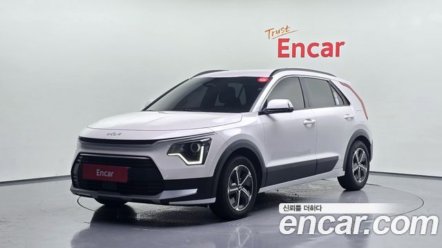 Kia Niro Trendy 2022 — фото 1