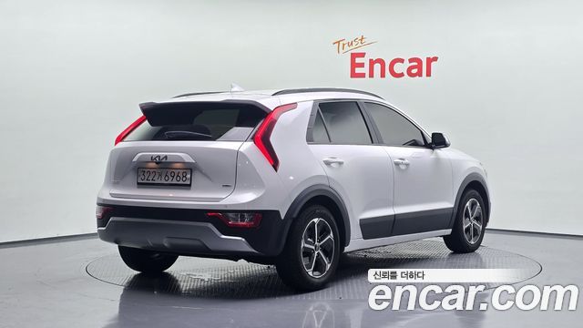 Kia Niro Trendy 2022 — фото 2