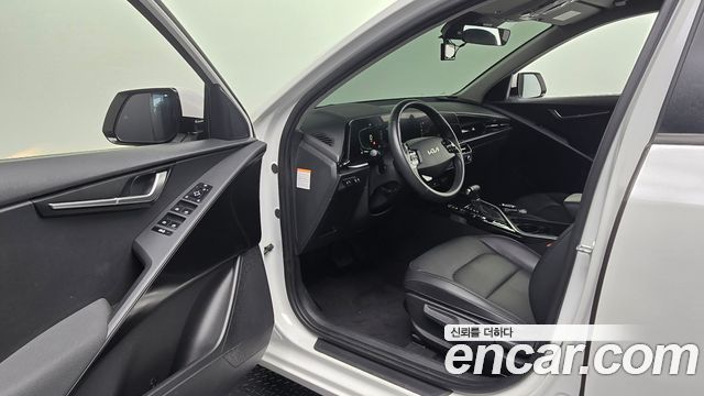 Kia Niro Trendy 2022 — фото 10