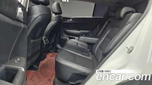 Kia Sportage The Bold Diesel 2.0 2WD Prestige 2019 — фото 11