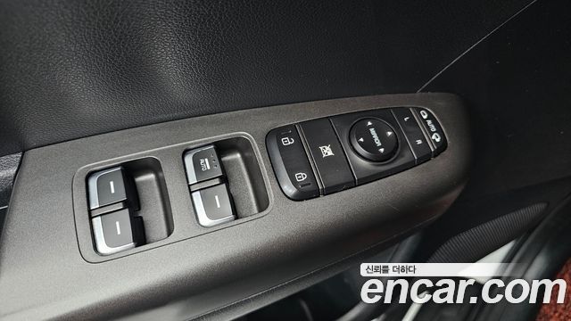 Kia Sportage The Bold Diesel 2.0 2WD Prestige 2019 — фото 12