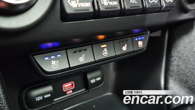 Kia Sportage The Bold Diesel 2.0 2WD Prestige 2019 — фото 16