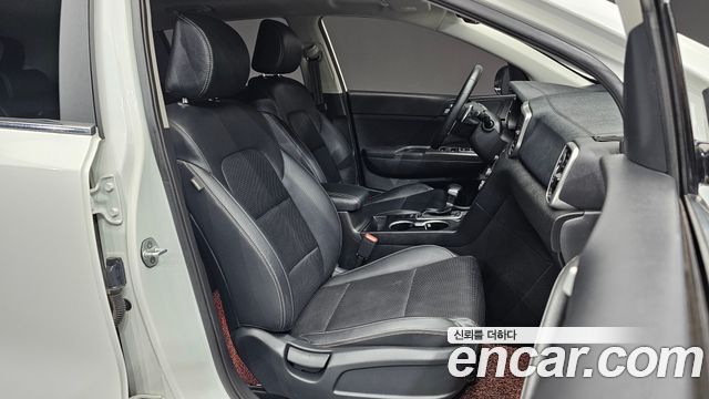 Kia Sportage The Bold Diesel 2.0 2WD Prestige 2019 — фото 26