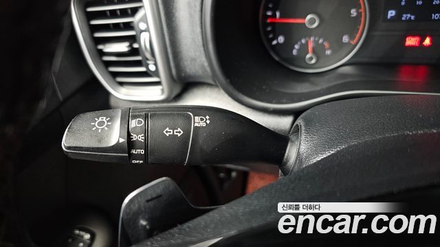Kia Sportage The Bold Diesel 2.0 2WD Prestige 2019 — фото 28