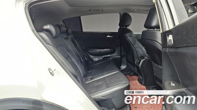 Kia Sportage The Bold Diesel 2.0 2WD Prestige 2019 — фото 30