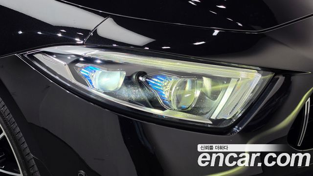 Mercedes-Benz CLS-Class (C257) CLS450 4MATIC AMG Line 2019 — фото 22