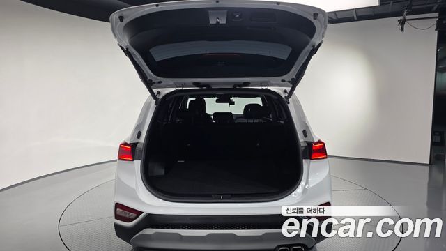 Hyundai Santa Fe (TM) Diesel 2,0 4WD Prestige 2020 — фото 32