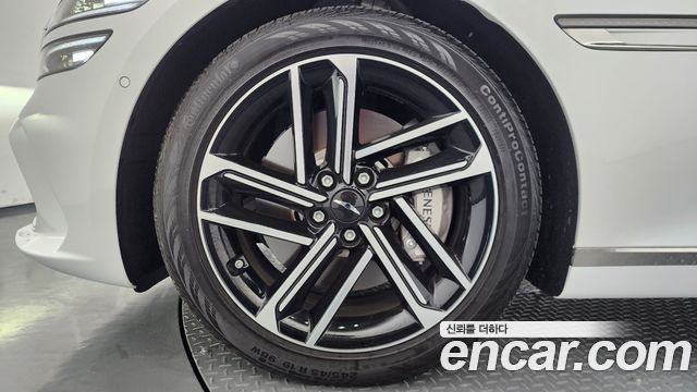 Genesis G80 (RG3) Gasoline 2.5 Turbo AWD 2025 — фото 5