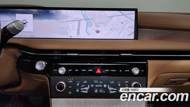 Genesis G80 (RG3) Gasoline 2.5 Turbo AWD 2025 — фото 13
