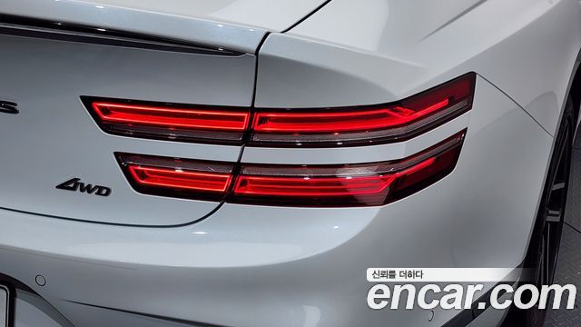 Genesis G80 (RG3) Gasoline 2.5 Turbo AWD 2025 — фото 23