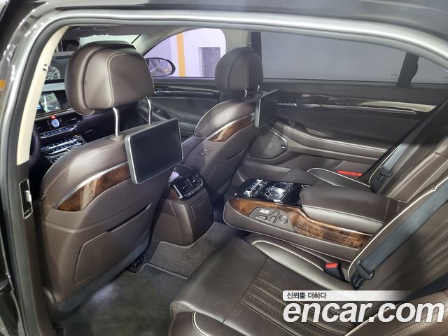 Genesis EQ900 3.3 T-GDI AWD Prestige 2018 — фото 8