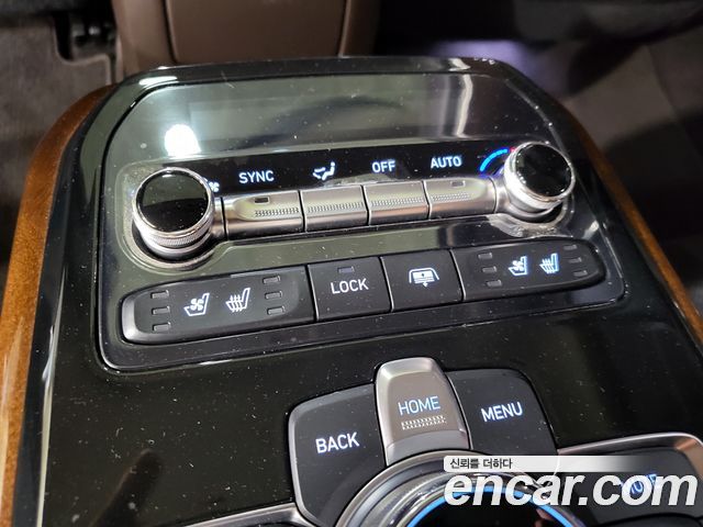 Genesis EQ900 3.3 T-GDI AWD Prestige 2018 — фото 17