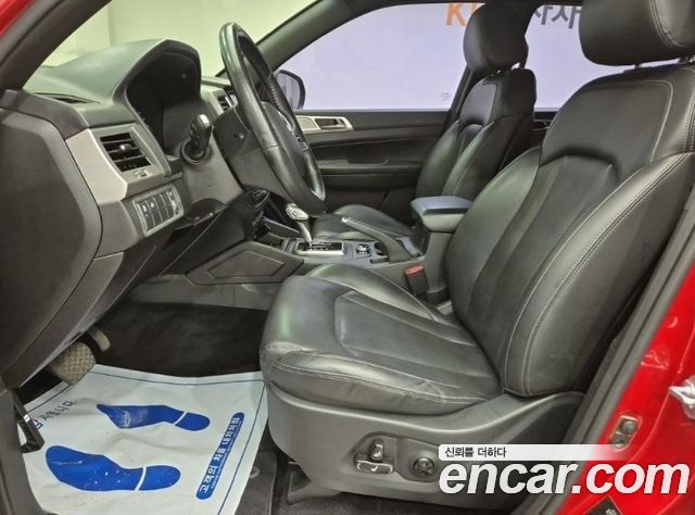 KG Mobility (SsangYong) Rexton Sports Khan Diesel 2.2 4WD Professional X (5-Link) 2019 — фото 15