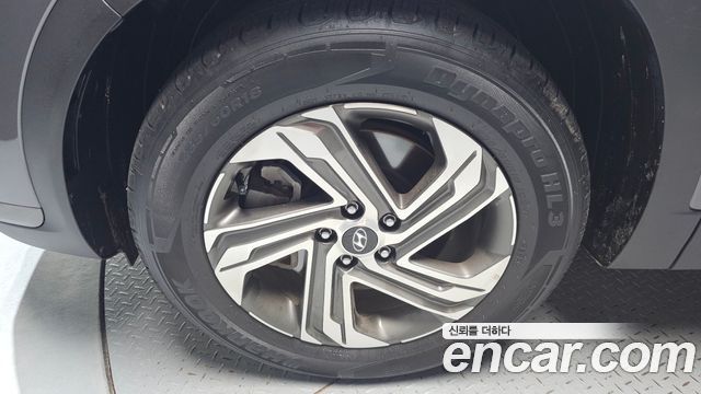 Hyundai Santa Fe Gasoline 2.5T 2WD Prestige 2022 — фото 5