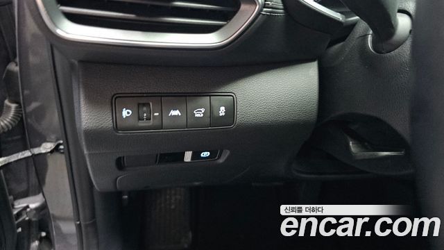 Hyundai Santa Fe Gasoline 2.5T 2WD Prestige 2022 — фото 30