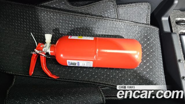 Hyundai Santa Fe Gasoline 2.5T 2WD Prestige 2022 — фото 34