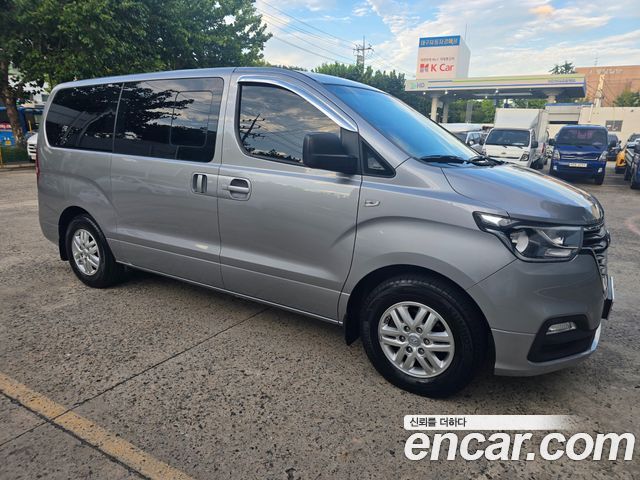 Hyundai Grand Starex Van 5-Seater Modern 2020 — фото 2