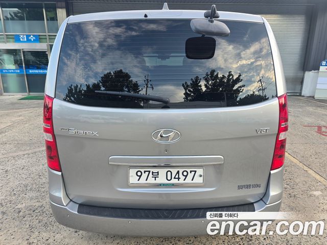 Hyundai Grand Starex Van 5-Seater Modern 2020 — фото 5