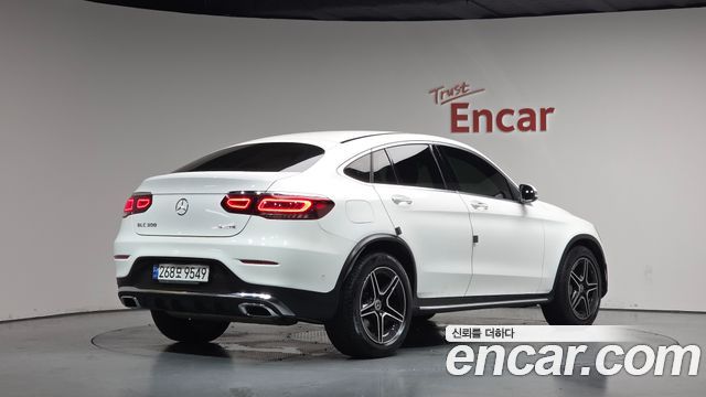 Mercedes-Benz GLC-Class (X253) GLC300 4MATIC Premium Coupe 2020 — фото 2