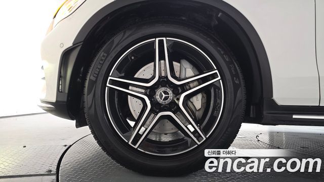 Mercedes-Benz GLC-Class (X253) GLC300 4MATIC Premium Coupe 2020 — фото 5