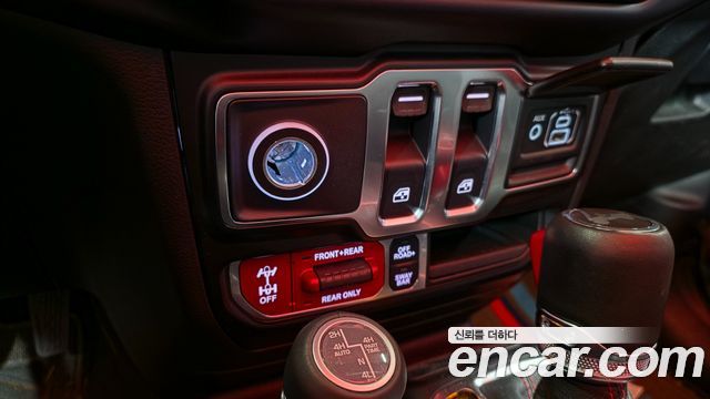 Jeep Wrangler (JL) 2.0 Rubicon 2Door 2022 — фото 17