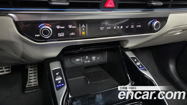 Kia Sorento (IV) HEV 1.6 2WD Gravity 2025 — фото 32