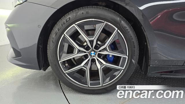 BMW 5 Series (G60) 523d xDrive M Sport 2024 — фото 5