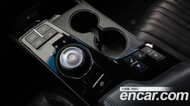 Kia K8 Hybrid Signature 2022 — фото 9