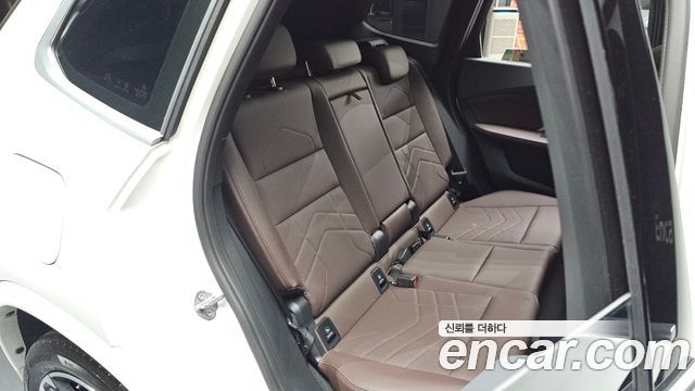 BMW X1 (U11) xDrive 20i M Sport 2024 — фото 32