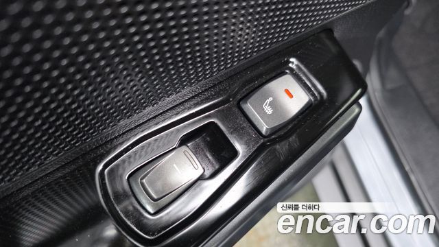KG Mobility (SsangYong) Tivoli Air 1.5 A3 2WD 2022 — фото 19