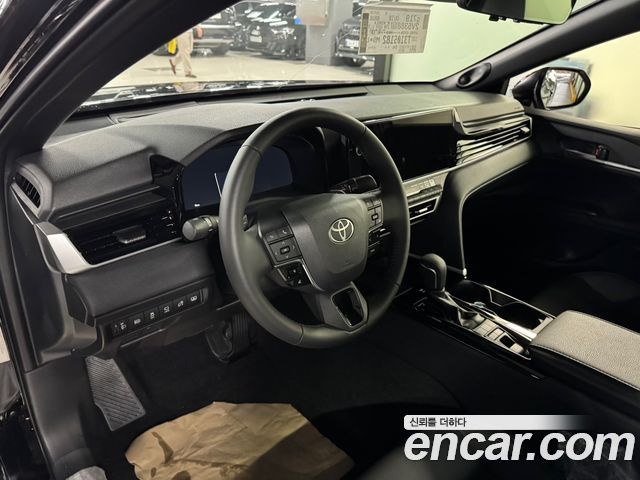 Toyota Camry (XV80) 2.5 XLE Premium Hybrid 2026 — фото 5