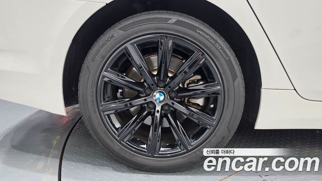 BMW 5 Series (G30) 520i Luxury 2018 — фото 5