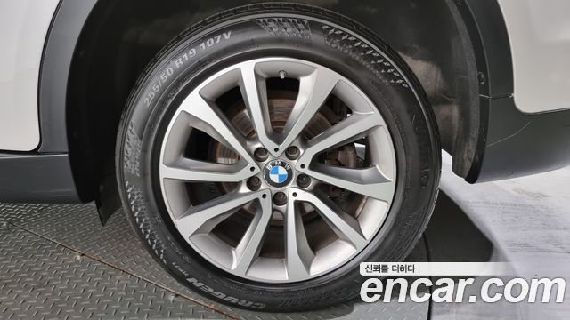 BMW X6 (F16) xDrive 30d 2017 — фото 5