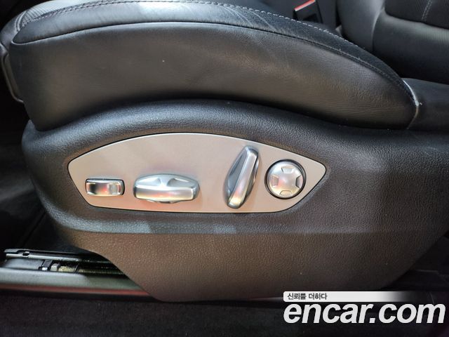 Porsche Macan 2.0 95B 2019 — фото 24
