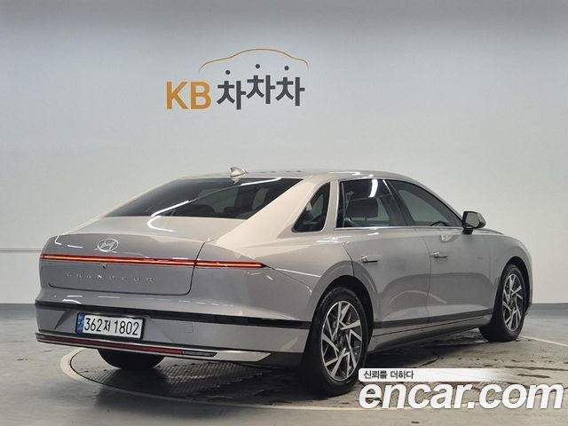 Hyundai Grandeur (GN7) 3.5 LPG 2WD (Taxi) Deluxe 2023 — фото 3