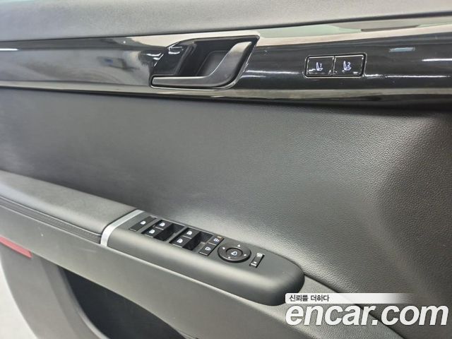 Hyundai Grandeur (GN7) 3.5 LPG 2WD (Taxi) Deluxe 2023 — фото 22