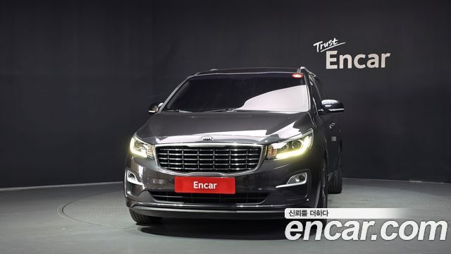 Kia Carnival 11-Seater Prestige 2019 — фото 3