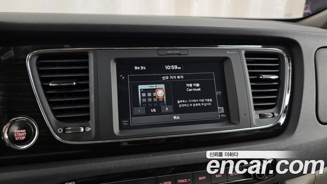 Kia Carnival 11-Seater Prestige 2019 — фото 16