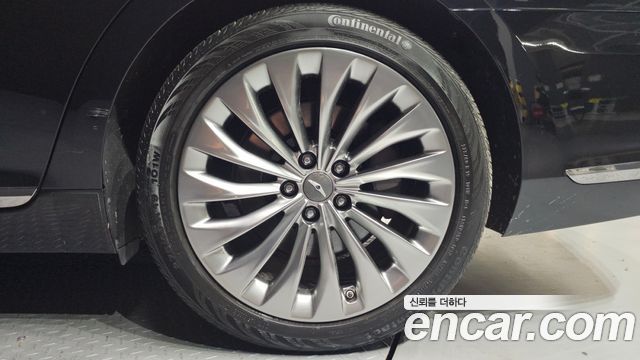 Genesis EQ900 3.8 GDI AWD Premium Luxury 2016 — фото 21