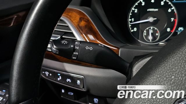 Genesis EQ900 3.8 GDI AWD Premium Luxury 2016 — фото 27