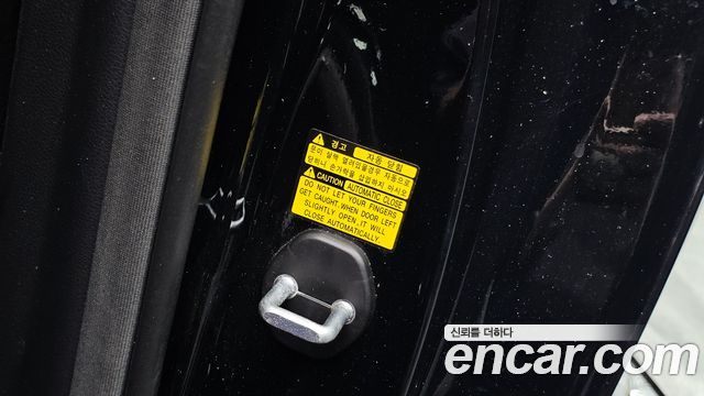 Genesis EQ900 3.8 GDI AWD Premium Luxury 2016 — фото 33