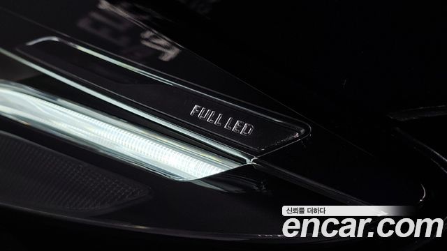 Genesis EQ900 3.8 GDI AWD Premium Luxury 2016 — фото 36