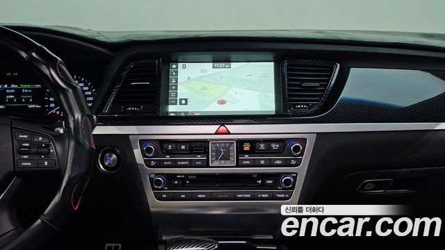 Genesis G80 3.3 GDI Premium Luxury 2018 — фото 14