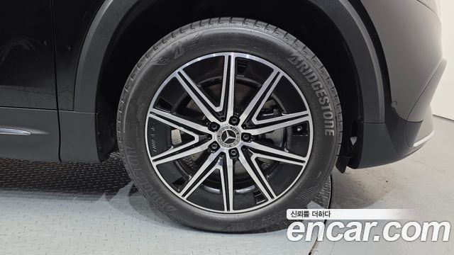 Mercedes-Benz EQB (X243) EQB300 4MATIC AMG Line 2026 — фото 5