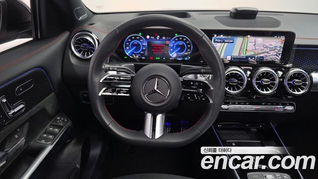 Mercedes-Benz EQB (X243) EQB300 4MATIC AMG Line 2026 — фото 13