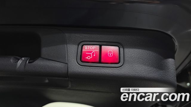 Mercedes-Benz EQB (X243) EQB300 4MATIC AMG Line 2026 — фото 31
