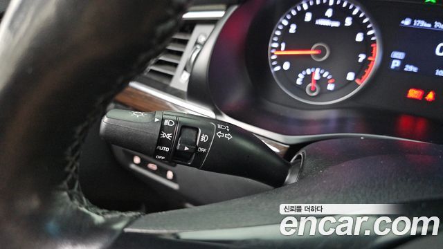 Kia K7 2.4 GDI Prestige 2019 — фото 30