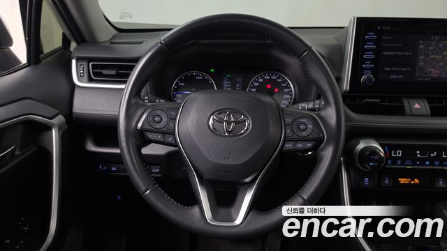 Toyota RAV4 (V) 2.5 2WD Hybrid 2021 — фото 13