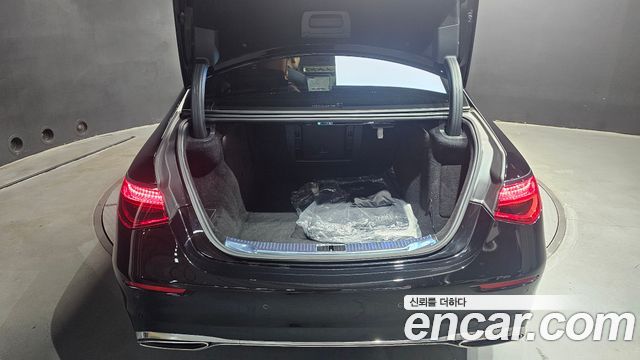 Mercedes-Benz S-Class (W223) S580L 4MATIC 2021 — фото 33